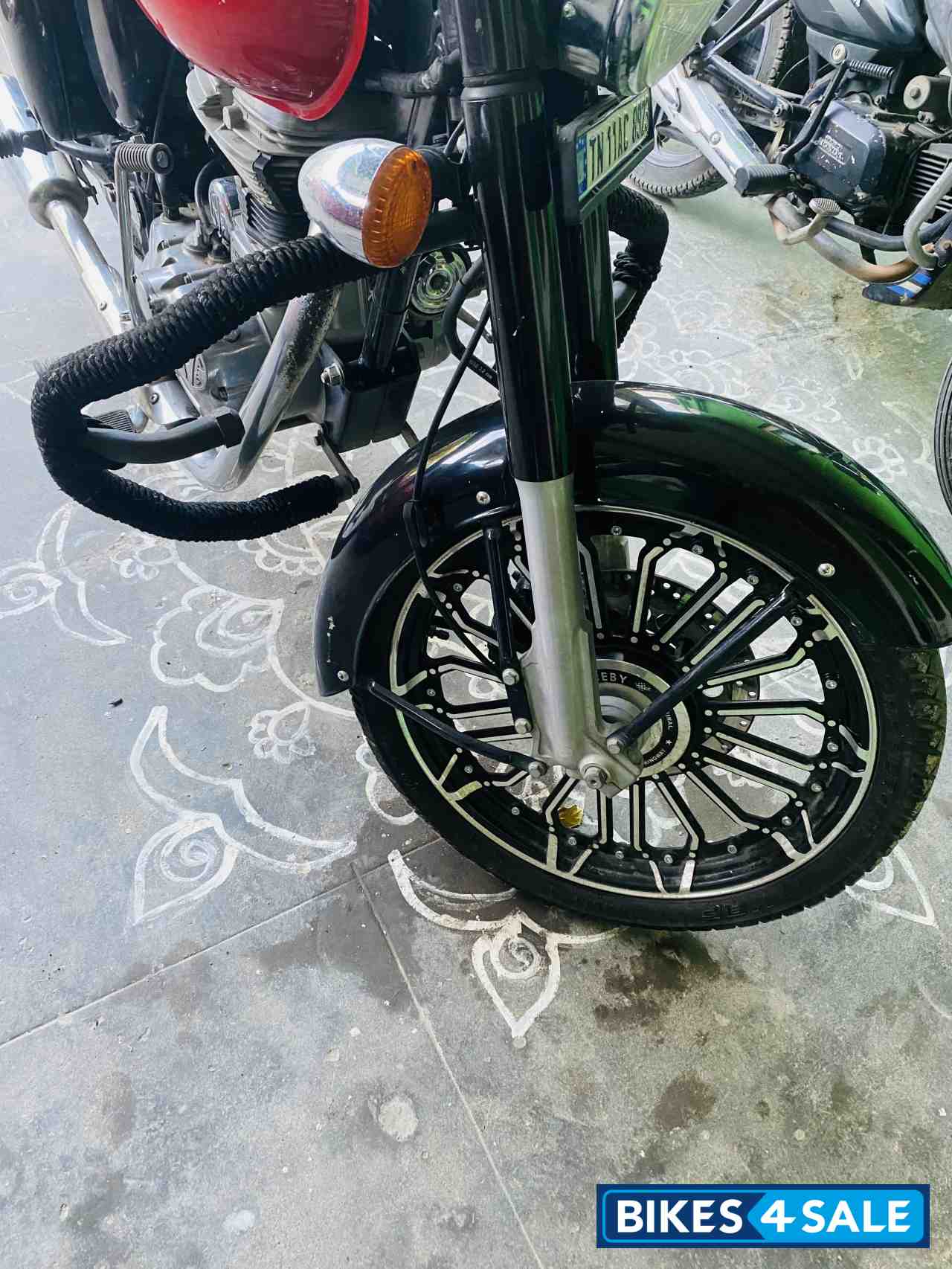 Royal Enfield Classic 350 Redditch Red Royal Enfield Classic 350 Redditch Red