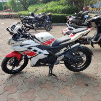 Yamaha YZF R15 V2