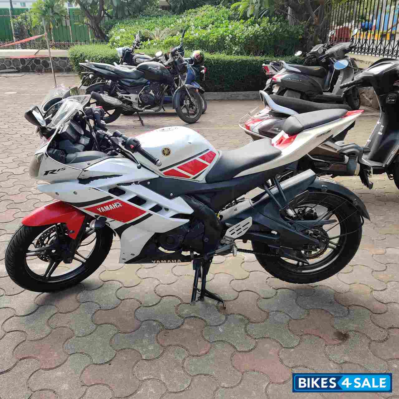 Yamaha YZF R15 V2 Yamaha YZF R15 V2