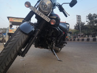 Bajaj Avenger Street 220