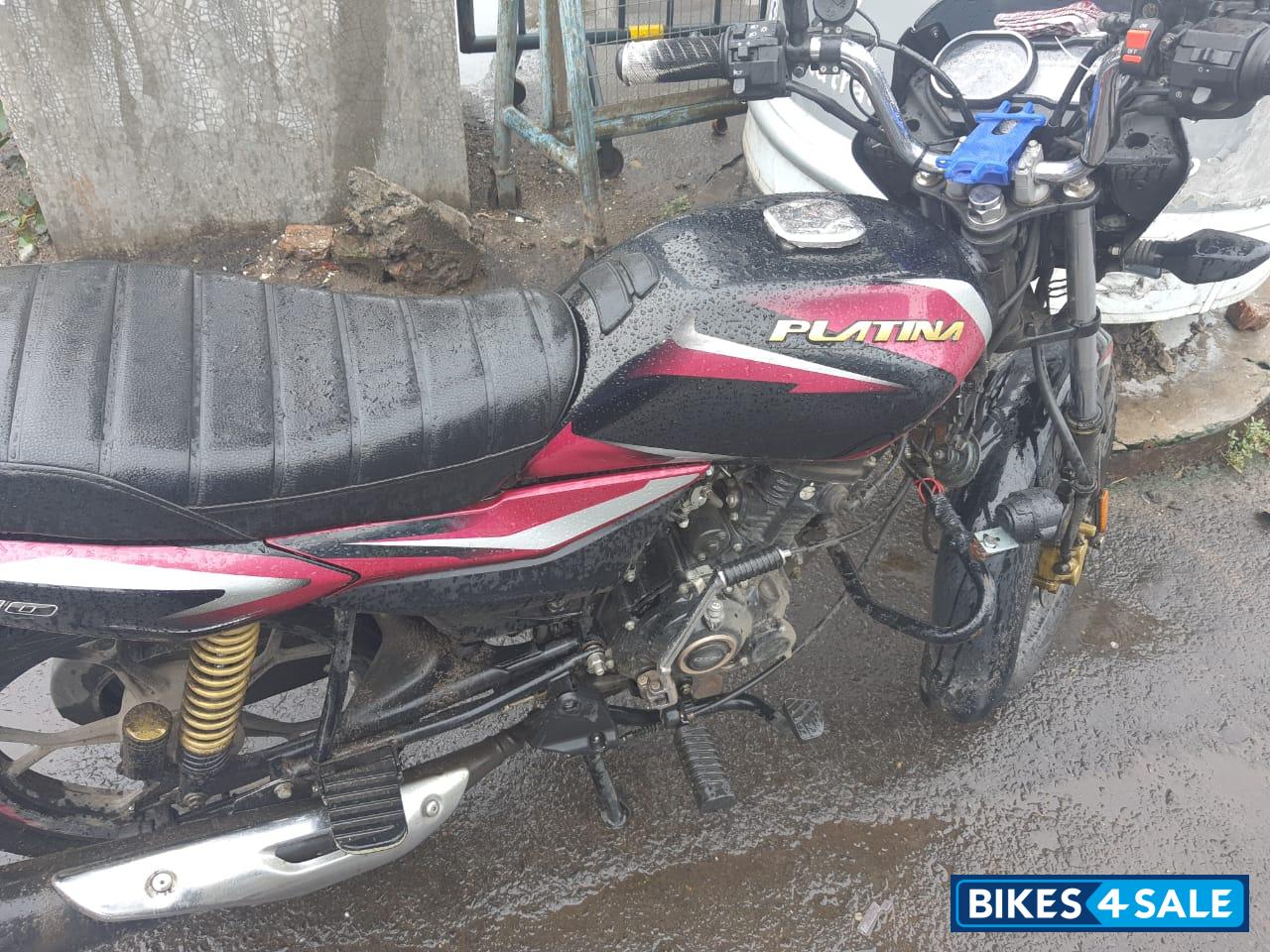 Bajaj Platina 110 H-Gear BS6 Bajaj Platina 110 H-Gear BS6