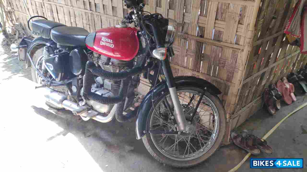 Royal Enfield Classic 350 Redditch Red