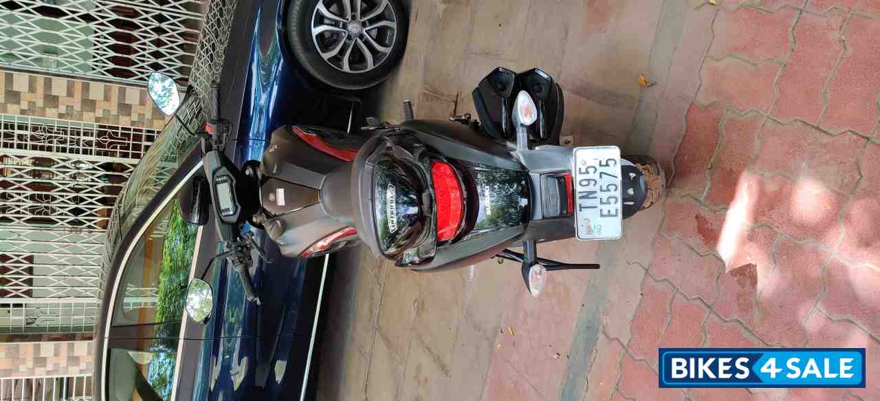 Suzuki Intruder 150 FI