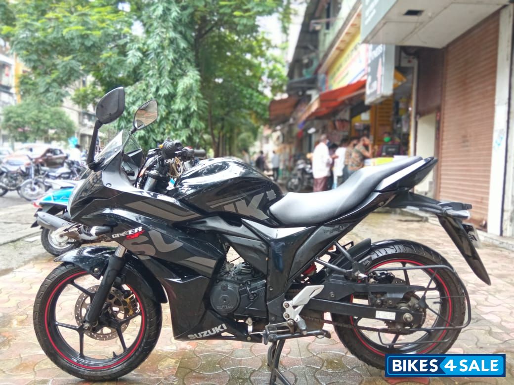 Suzuki Gixxer SF Fi
