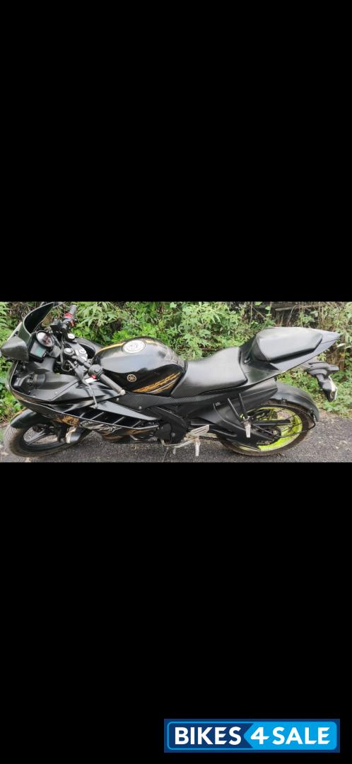 Yamaha YZF R15 V2