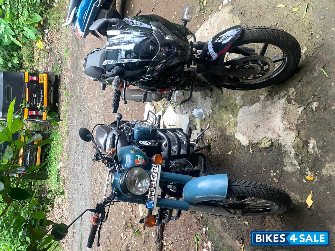 Mat Blue Royal Enfield Classic Signals Airborne Blue