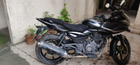 Black Bajaj Pulsar 220F
