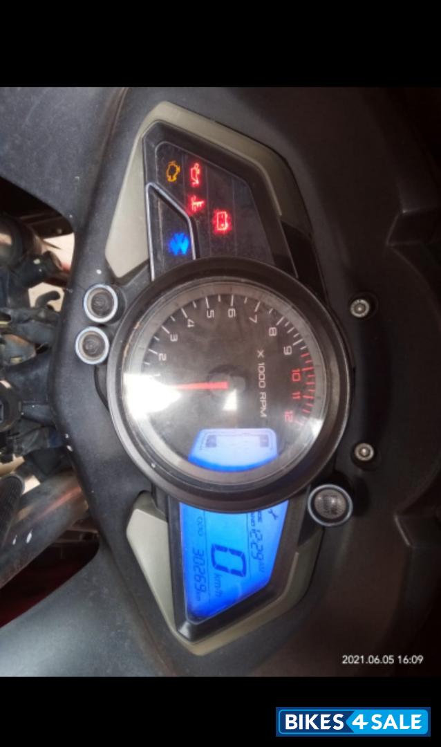 Bajaj Pulsar RS 200
