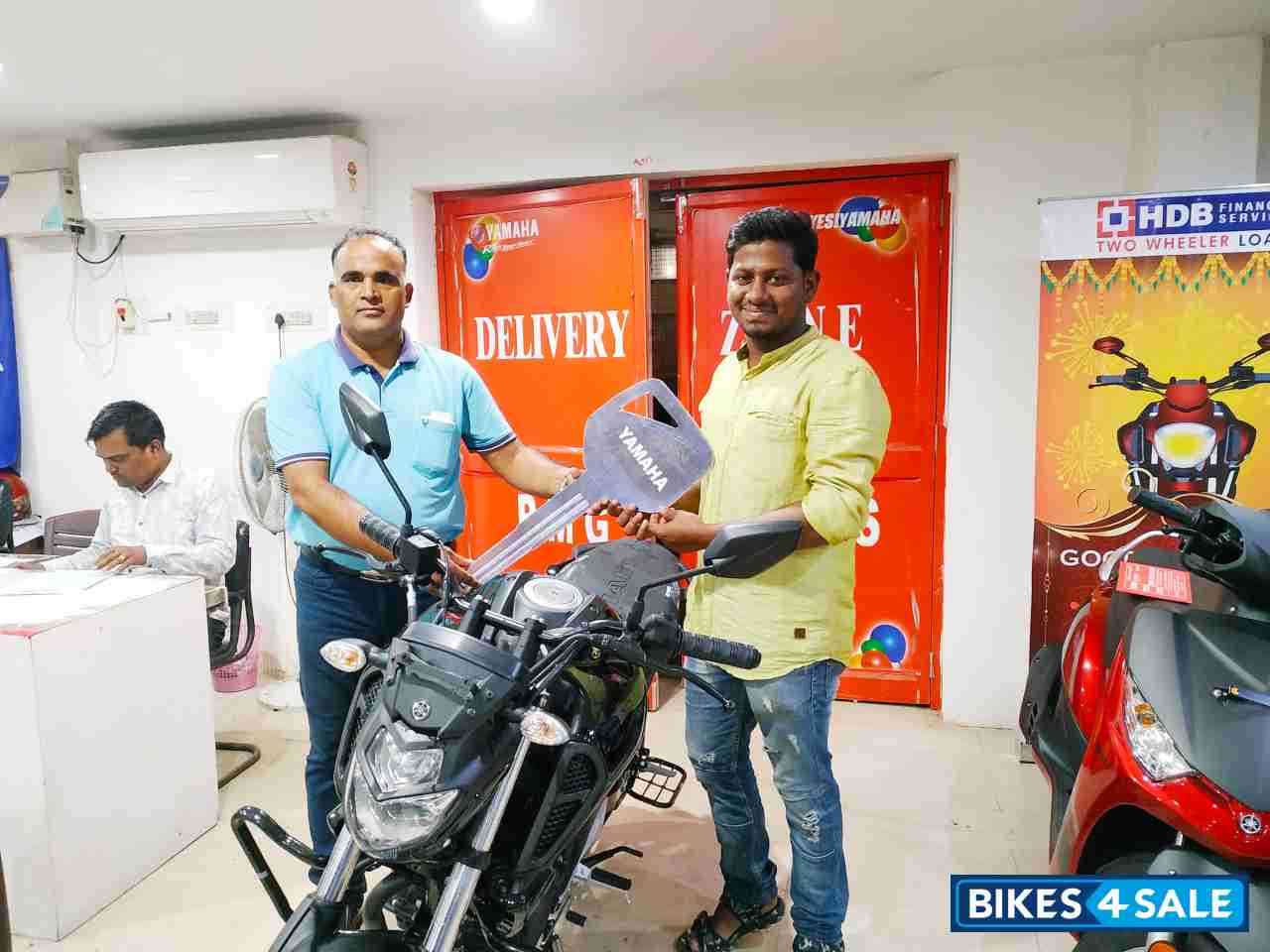 Shining Black Yamaha FZ-S FI V3