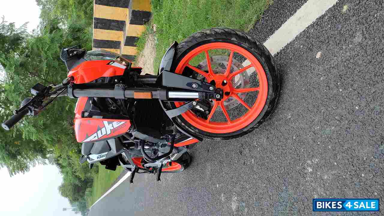 Orange Black KTM Duke 200 ABS