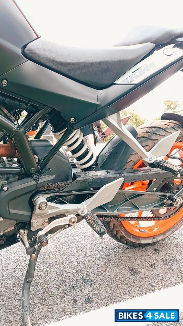 Orange Black KTM Duke 200 ABS
