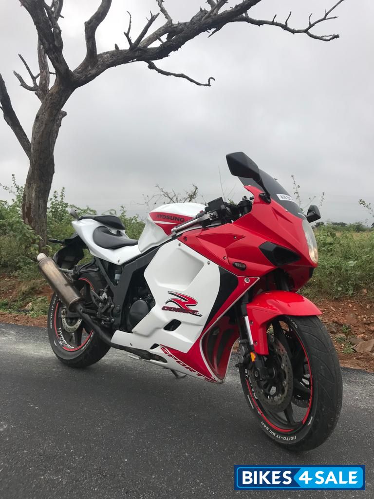 Hyosung GT250R Hyosung GT250R