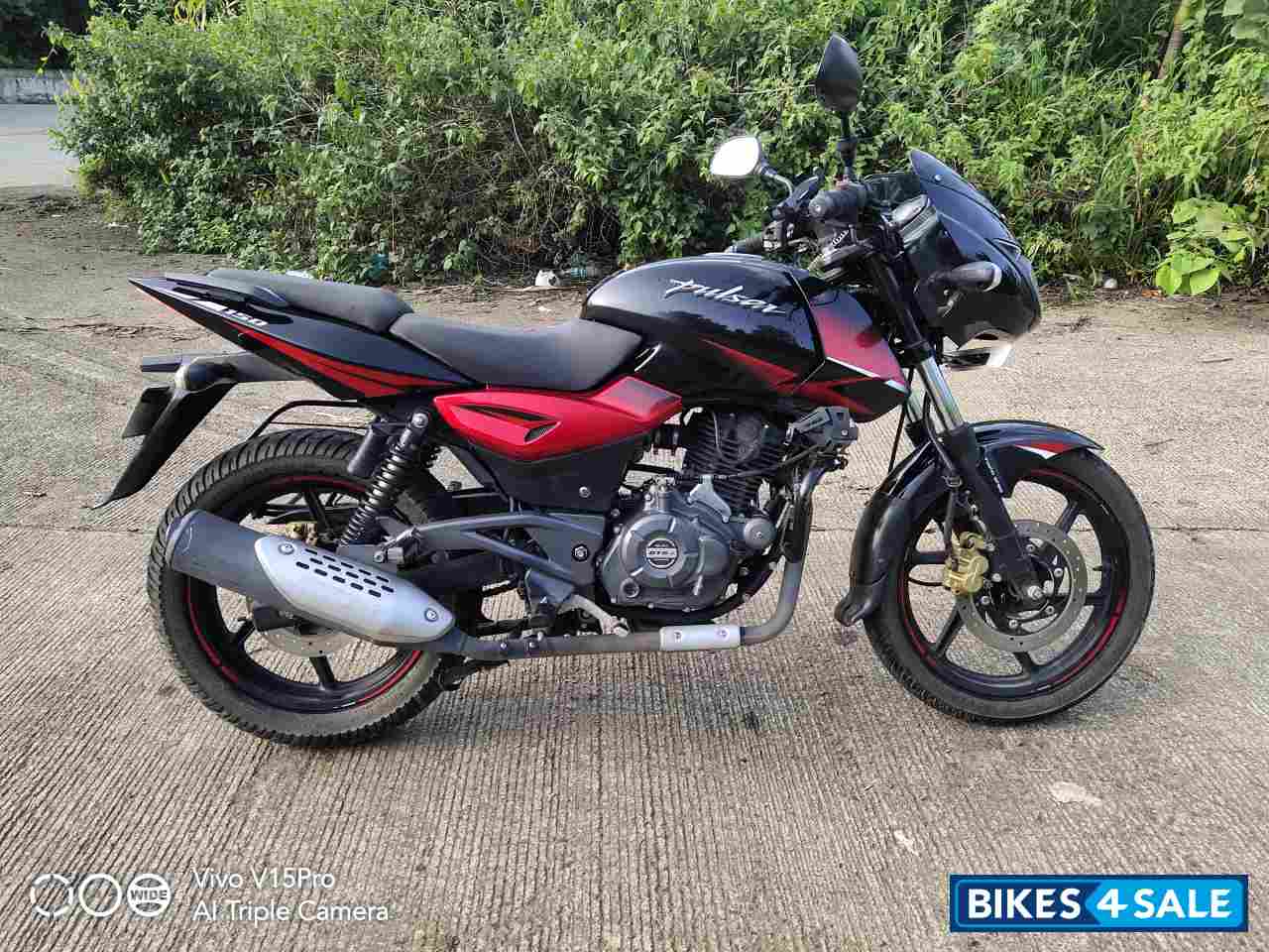 Red Bajaj Pulsar 150 Twin Disc