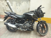Black Bajaj Pulsar NS 125