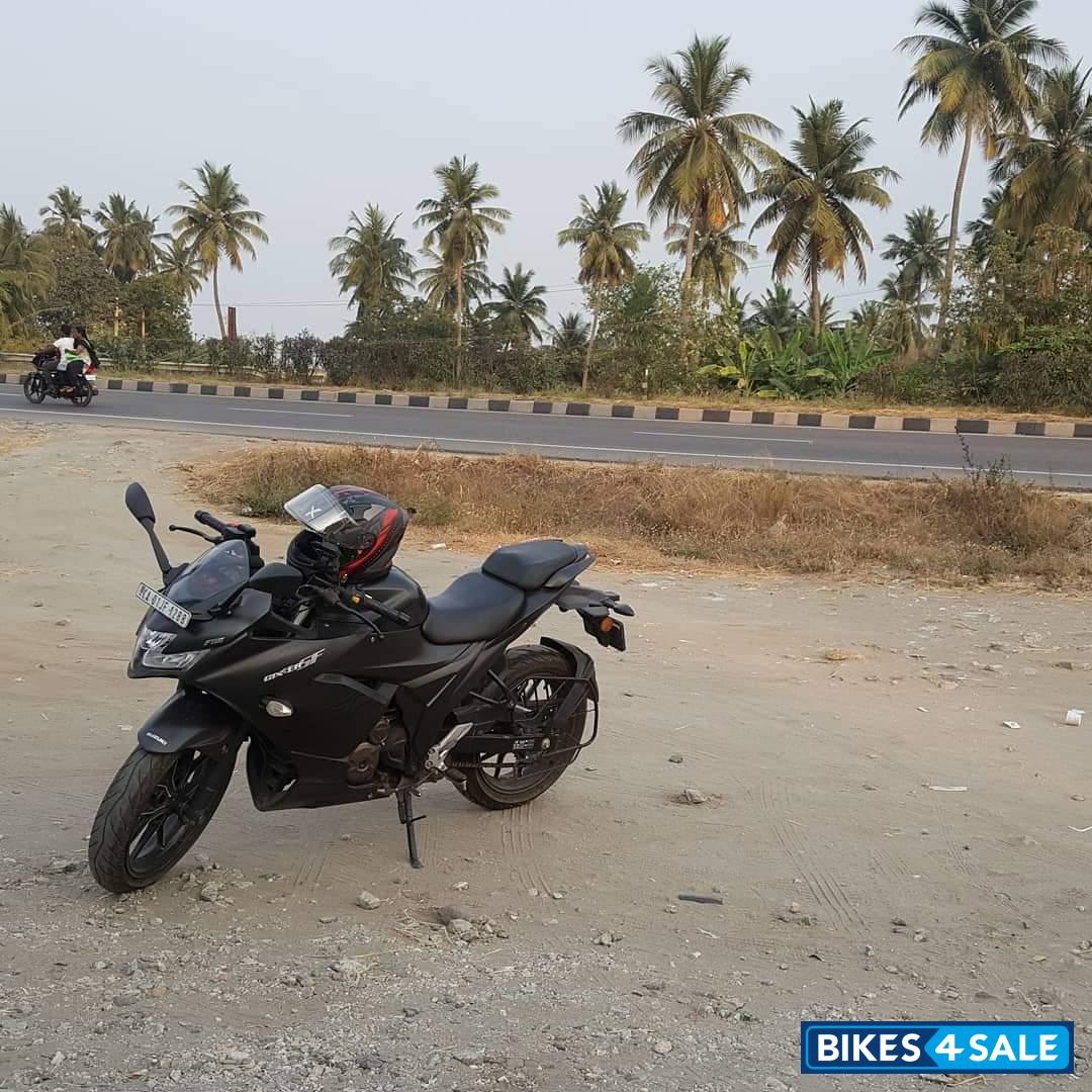 Suzuki Gixxer SF 250