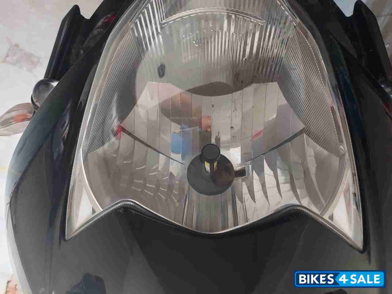 Black Suzuki Gixxer SF Fi