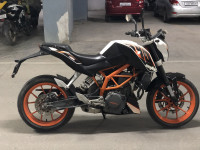 KTM Duke 390