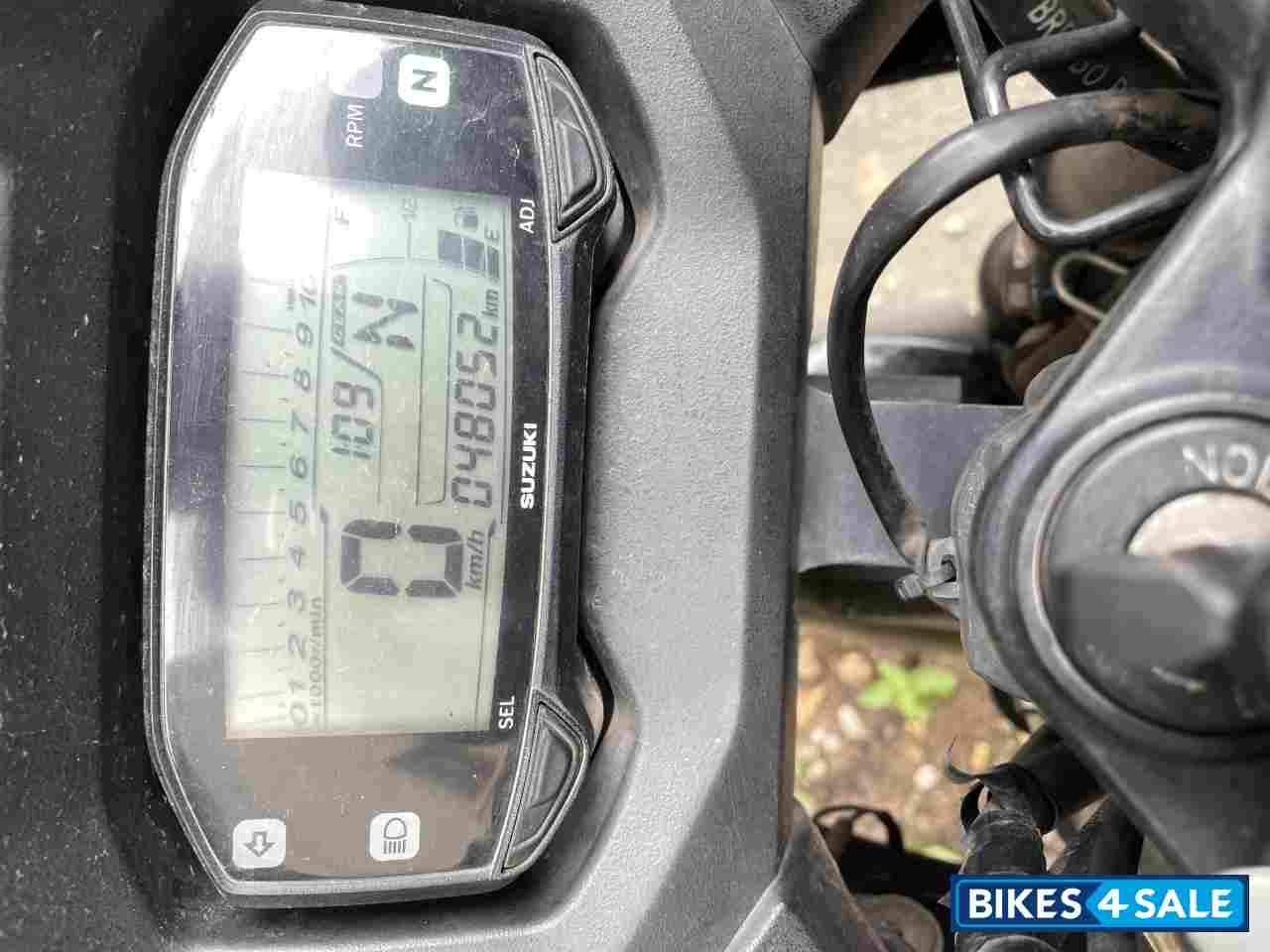 Grey Suzuki Gixxer SF SP