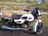 White TVS Radeon BS6