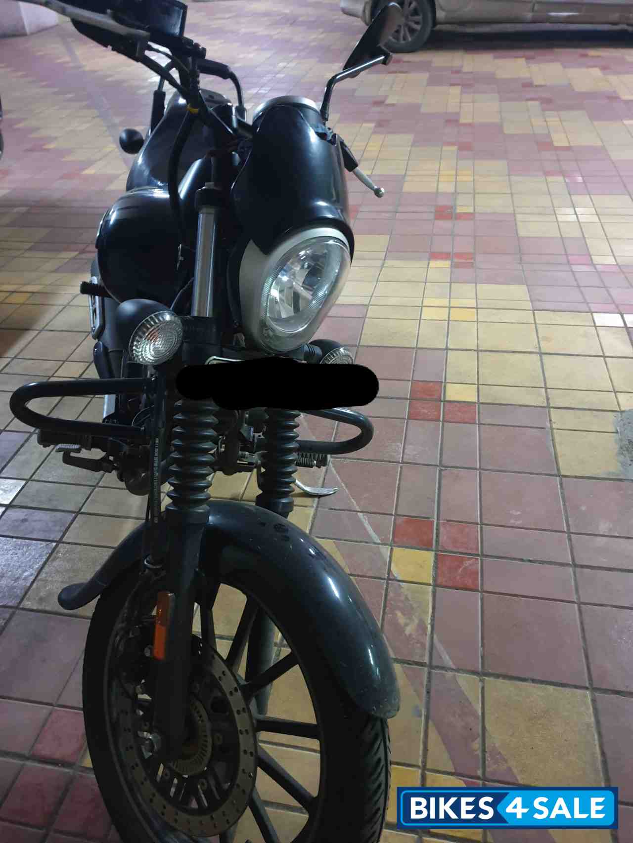 Black Bajaj Avenger Street 180