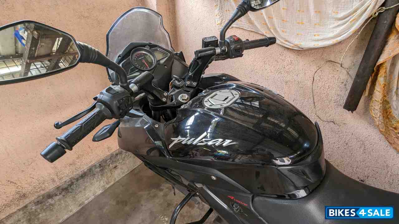 Black Bajaj Pulsar AS 150