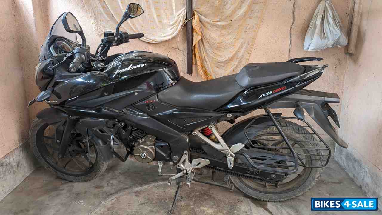Black Bajaj Pulsar AS 150