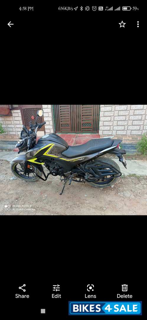 Honda CB Hornet 160R