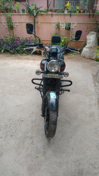 Bajaj Avenger Street 220