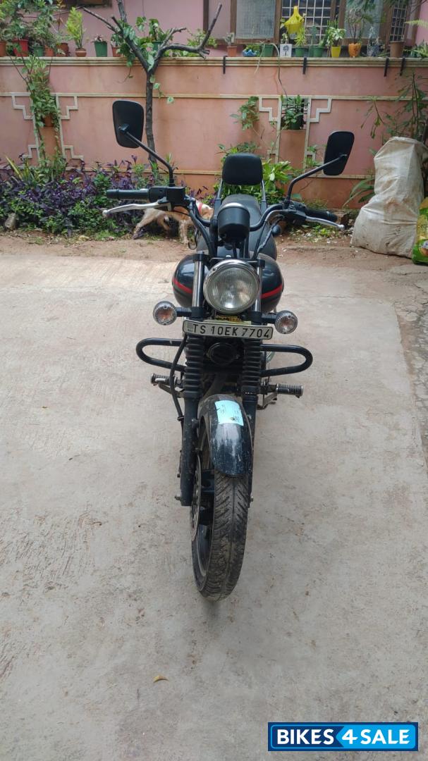 Bajaj Avenger Street 220