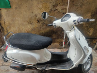 Vespa 125 2012 Model
