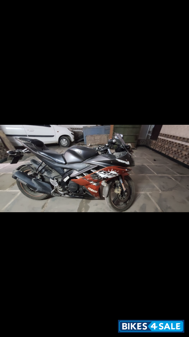 Blk Orange Yamaha YZF R15 V2
