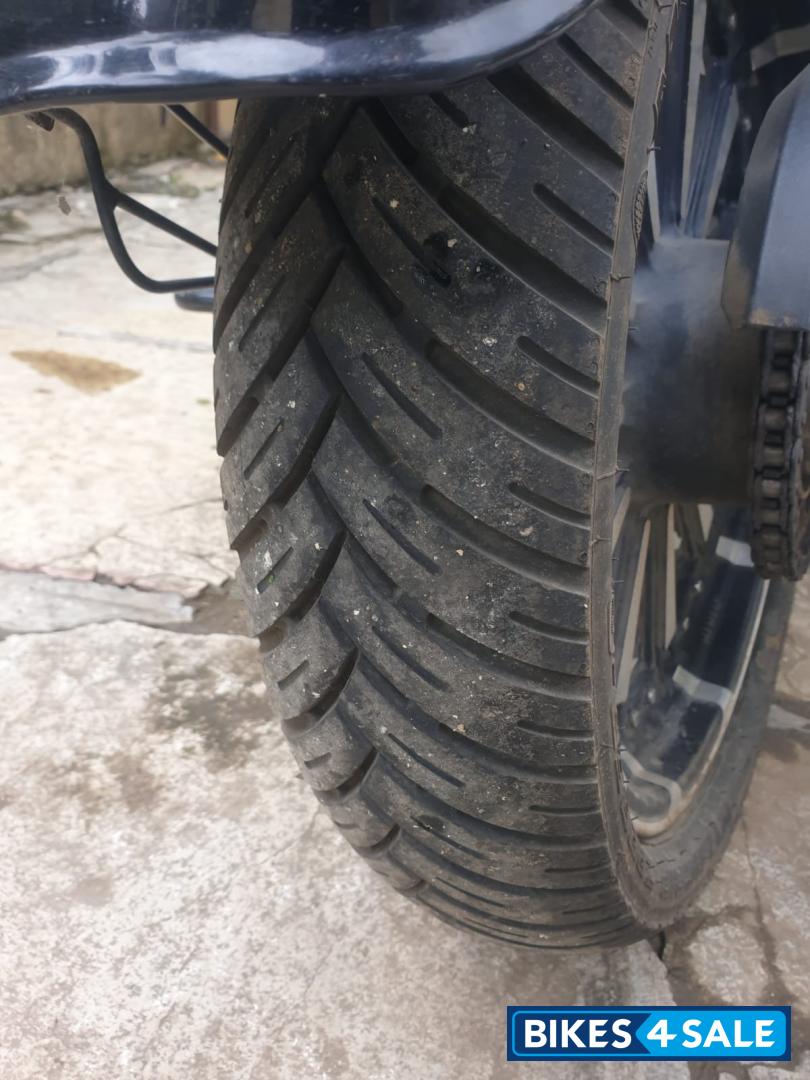 Black Royal Enfield Thunderbird 350