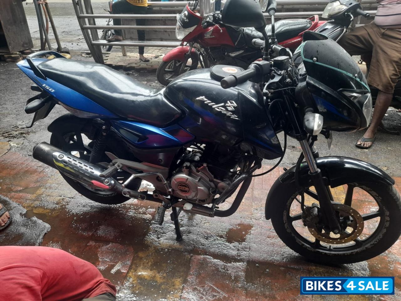 Bajaj Pulsar 150