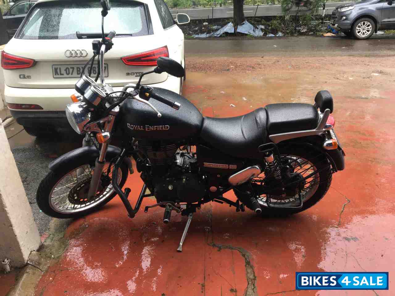 Royal Enfield Thunderbird 500