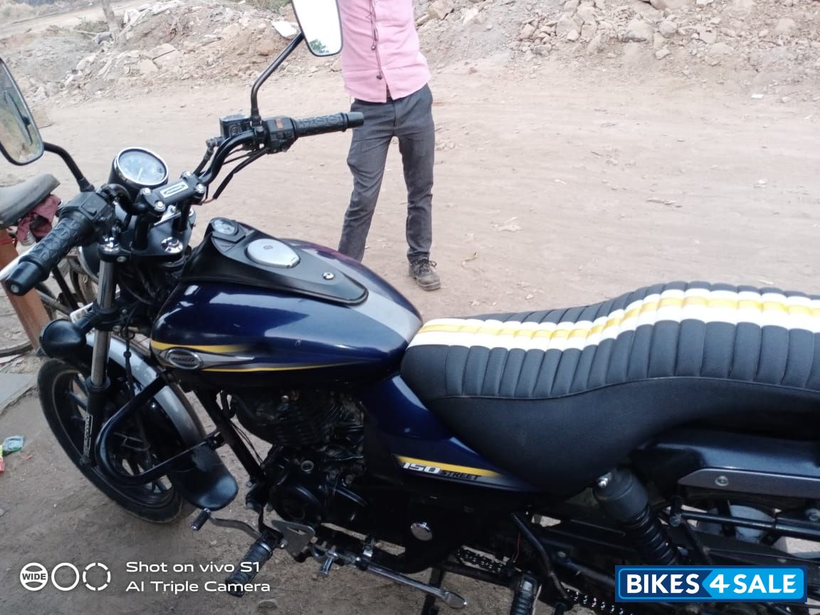 Bajaj Avenger Street 150