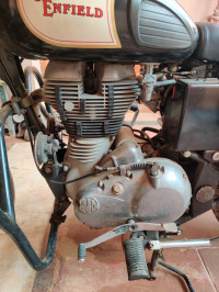 Royal Enfield Classic 350