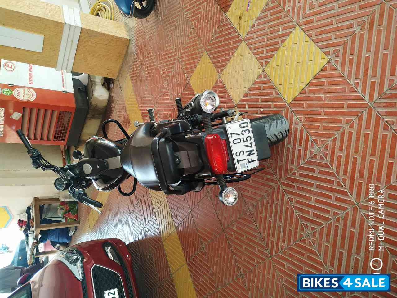 Bajaj Avenger Street 220