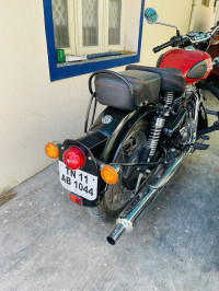 Red Royal Enfield Classic 350 Redditch Red