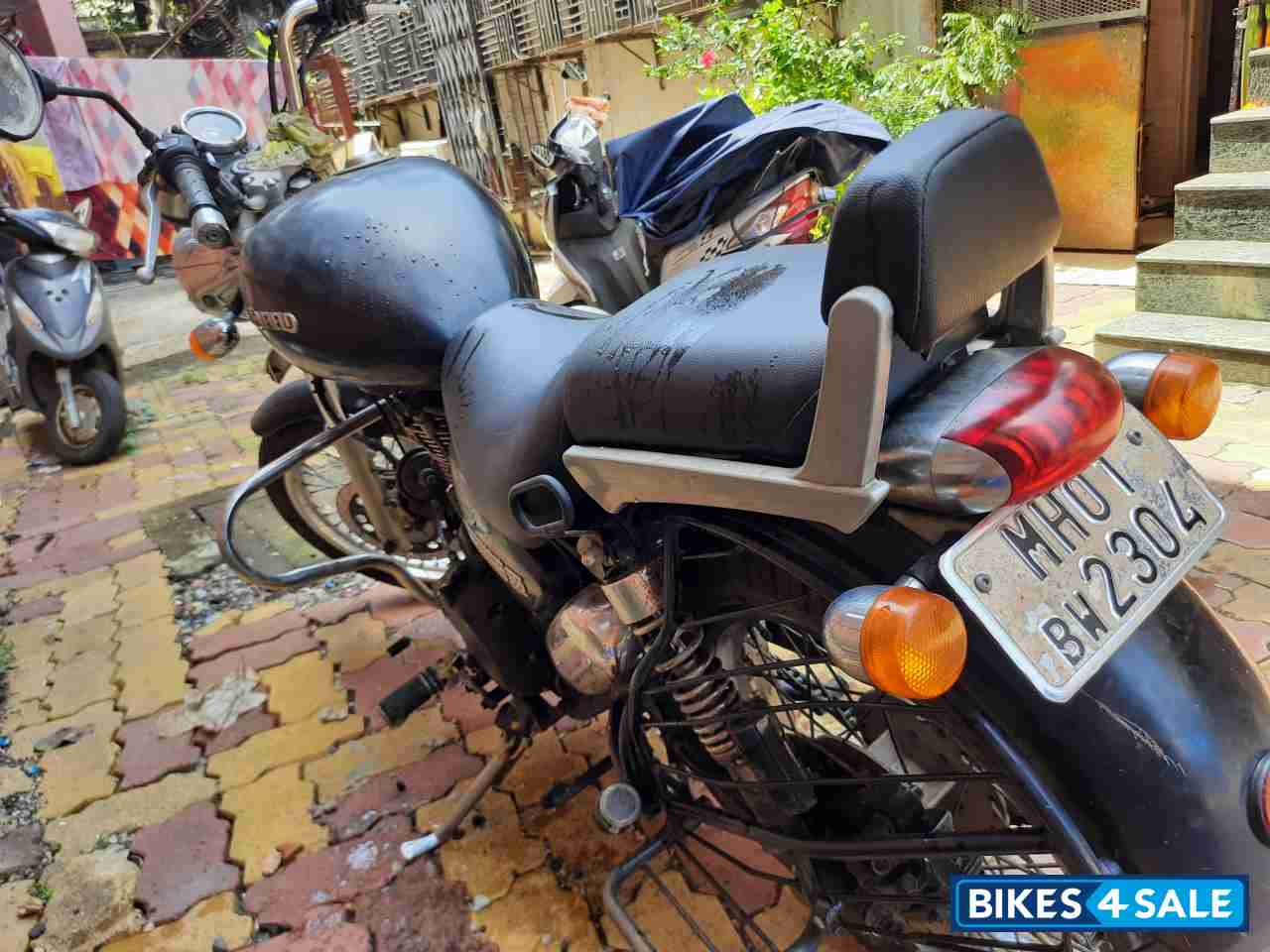 Royal Enfield Thunderbird 350 Royal Enfield Thunderbird 350