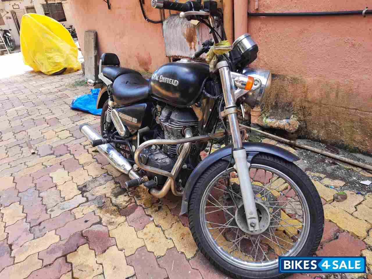 Royal Enfield Thunderbird 350 Royal Enfield Thunderbird 350
