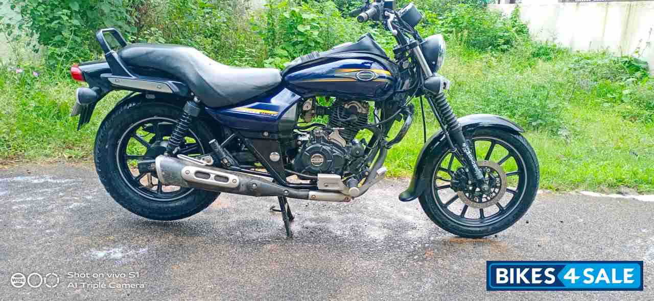 Darkblue Bajaj Avenger Street 150