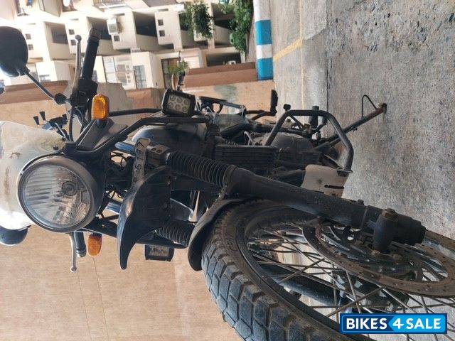 Black Royal Enfield Himalayan