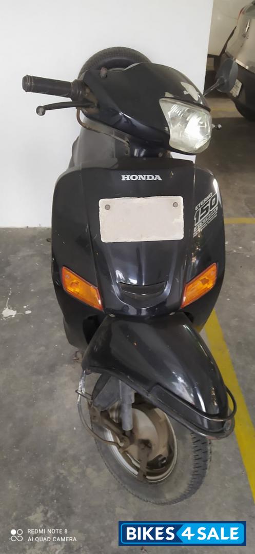 Black Honda Eterno