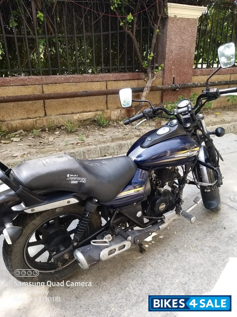 Dark Blue Bajaj Avenger Street 150