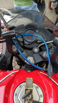 Bajaj Pulsar RS 200 ABS