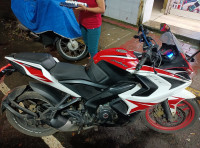 Bajaj Pulsar RS 200 ABS