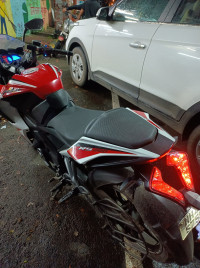 Bajaj Pulsar RS 200 ABS