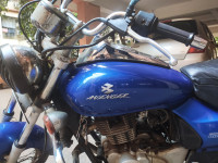 Bajaj Avenger 200 DTS-i
