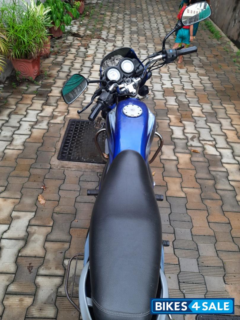 Blue Bajaj Platina 100
