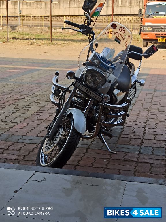Bajaj Avenger Cruise 220
